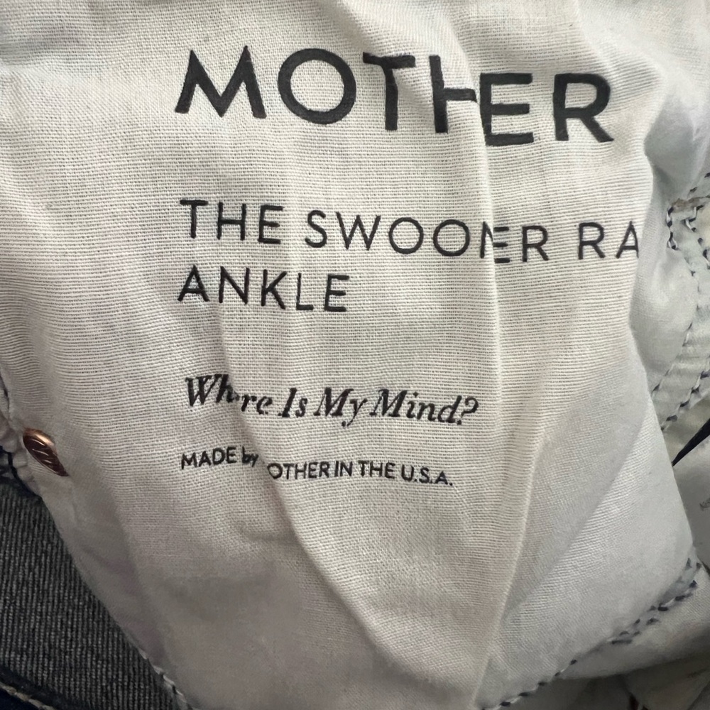 Mother Denim - The Swooner Rascal Straight Leg Ankle Jean in Where is my Mind 26 - Picture 9 of 10
